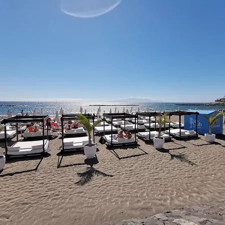 Home2book Calm Living With Terraces Апартаменти Адехе